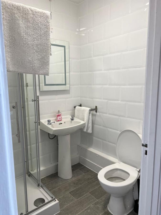 Mayfair Guest House Кардиф Екстериор снимка